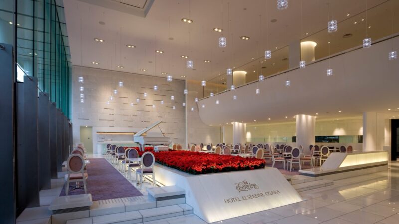 エルセラーン大阪　カフェ