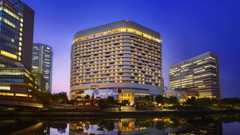 ホテルニューオータニ大阪　正面